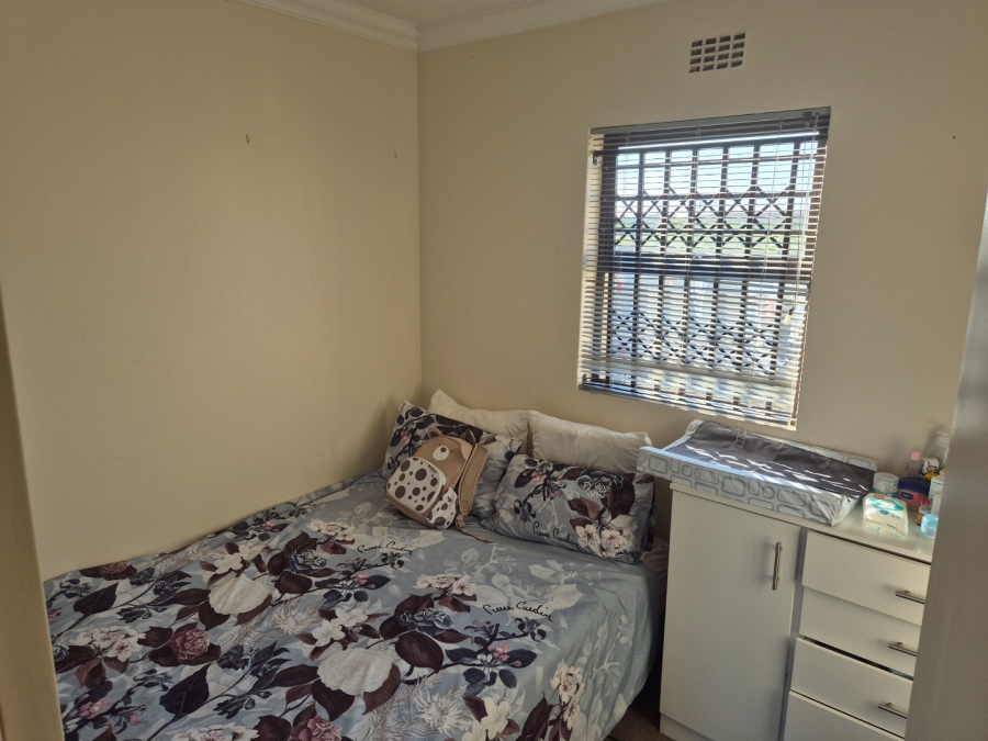 2 Bedroom Property for Sale in Montclair Western Cape